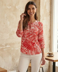 Blusa Esenciales Roja Estampada para Mujer | Foley's